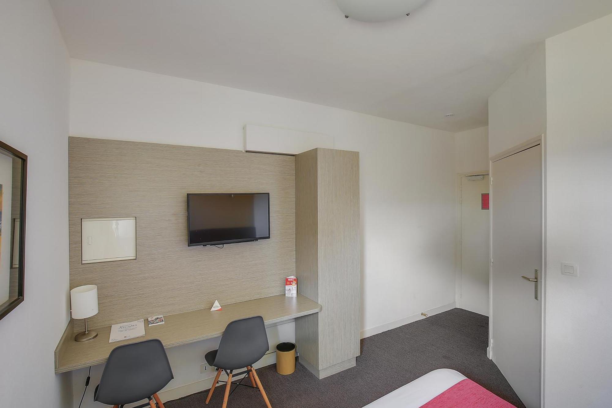 Hotel Arcadia Lannion Εξωτερικό φωτογραφία