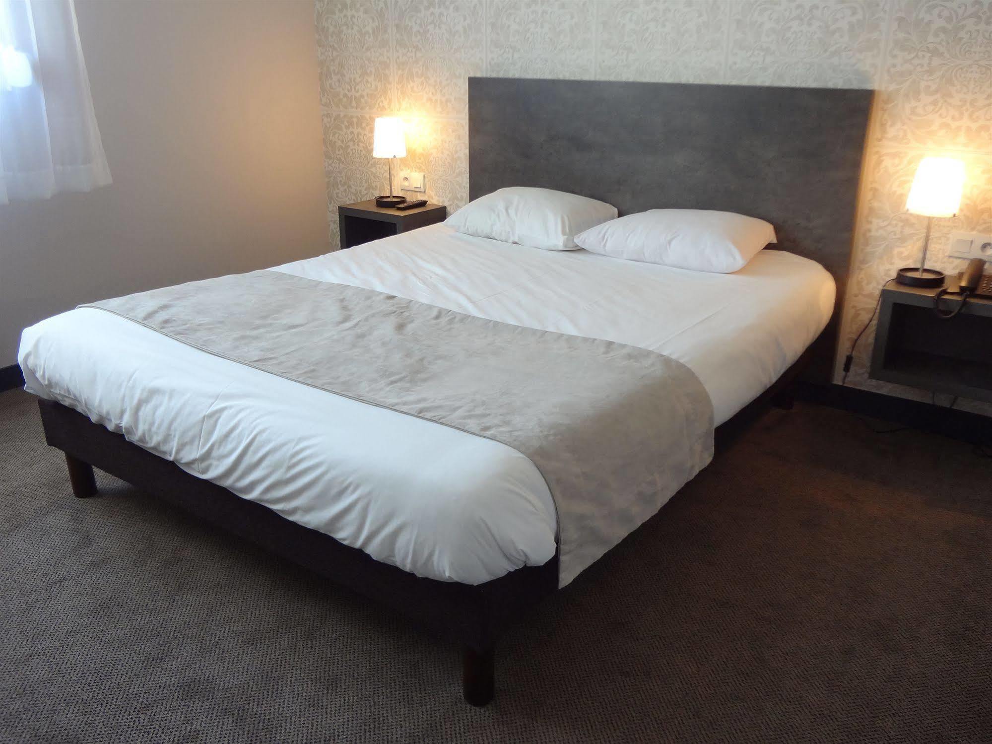 Hotel Arcadia Lannion Εξωτερικό φωτογραφία